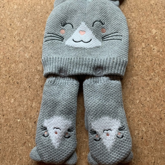 Youth Gray Kitty Hat and Mittens Set - Picture 1 of 4
